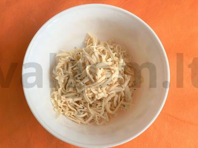 Švelni grybų sriuba su sūriu Žingsnis 4