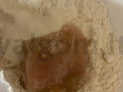 Vištienos filė su džiūvėsėliais Žingsnis 4