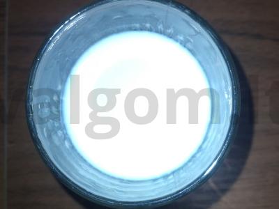 Atvėsinantis gėrimas iš kefyro ir žolelių Žingsnis 1