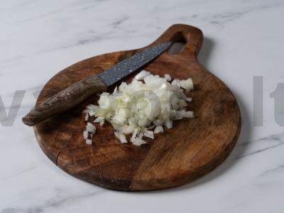 Sriuba su meatballs lėkštėje Žingsnis 2