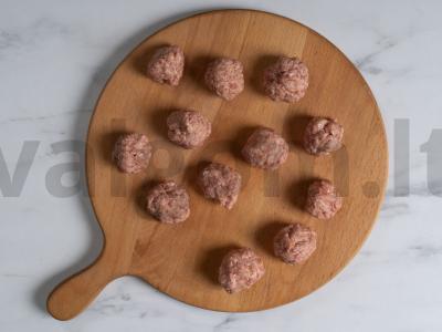 Sriuba su meatballs lėkštėje Žingsnis 6