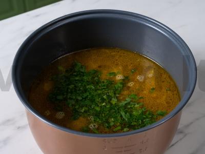 Sriuba su meatballs lėkštėje Žingsnis 8