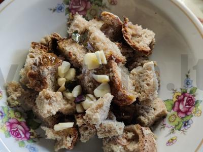 Skrebučiai su česnaku, baziliku ir estragonu Žingsnis 5