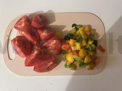 Mėsos padažas iš keptų daržovių Žingsnis 1