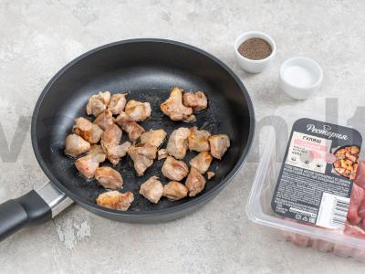 Guliašas su bulvių koše ir padažu Žingsnis 1