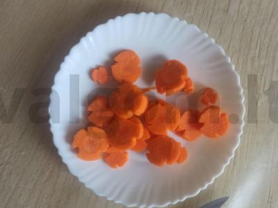 Namų padažas iš troškinio ir lečo pietums Žingsnis 2