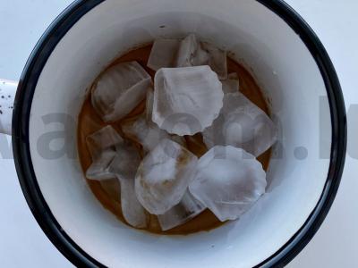 Ledinis kava su vaniliniu sirupu Žingsnis 3