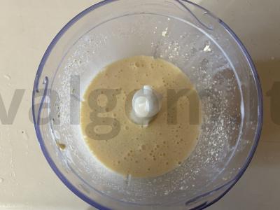 Traškus pieno pyragas greitai Žingsnis 2