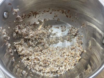 Sotūs kiaušinienė su grikių koše Žingsnis 6