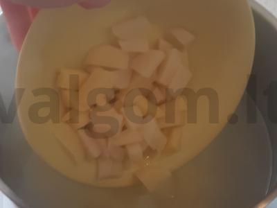 Greitas burokėlių sriubos receptas iš daržovių mišinio Žingsnis 4