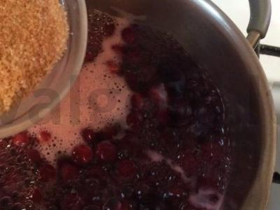 Vyšnių kisielius su cinamonu Žingsnis 3