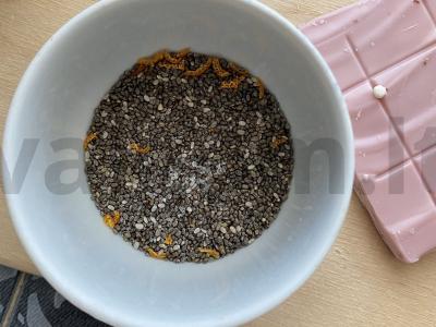 Čia pudingas su braškių šokoladu Žingsnis 1