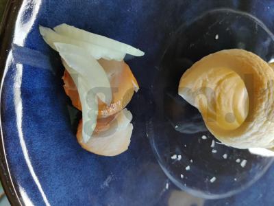 Sluoksniuota vamzdelis su vištiena ir svogūnais Žingsnis 6