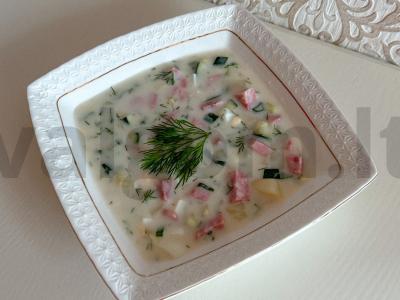 Okroška su kefyru pagrindine nuotrauka