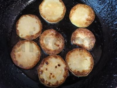 Kepti cukinijos Žingsnis 2