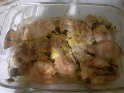 Kepta vištiena orkaitėje pagrindine nuotrauka