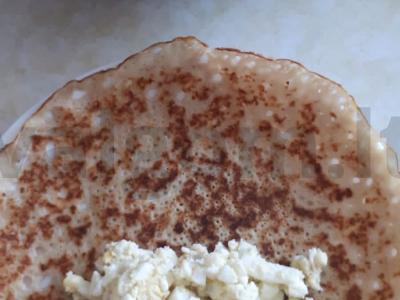 Blynai su mėsos ir kiaušinių įdaru Žingsnis 6