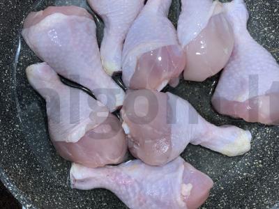 Vištienos blauzdelės su bulguru ir džiovintomis abrikosais Žingsnis 1