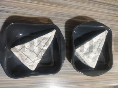 Keptas brie sūris su medumi ir česnaku Žingsnis 1