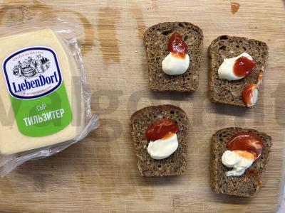 Karšti sumuštiniai su dešrelėmis Žingsnis 2