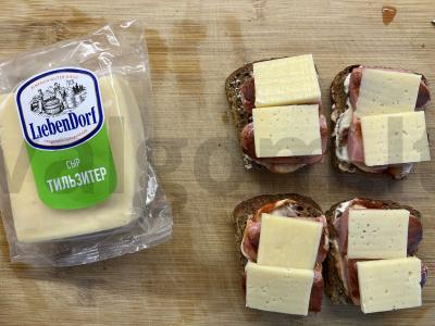 Karšti sumuštiniai su dešrelėmis Žingsnis 5