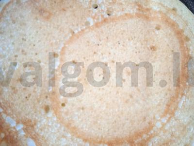 Blynai su šokoladiniu sirupu Žingsnis 4