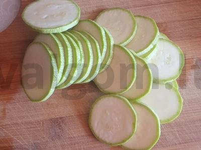 Ratatouille su juodąja druska Žingsnis 1