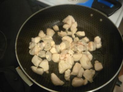 Makaronai su pesto ir vyšniniais pomidorais Žingsnis 2