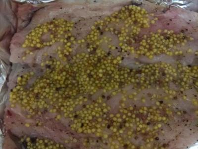 Lašiša po šiaudais iš grybų ir jūros gėrybių Žingsnis 1