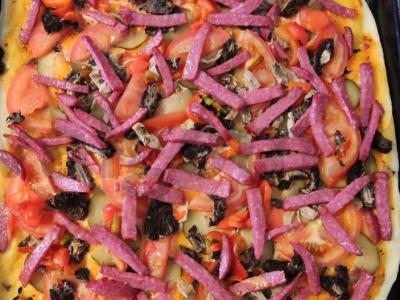 Namų pica su dešra, sūriu ir grybais Žingsnis 2