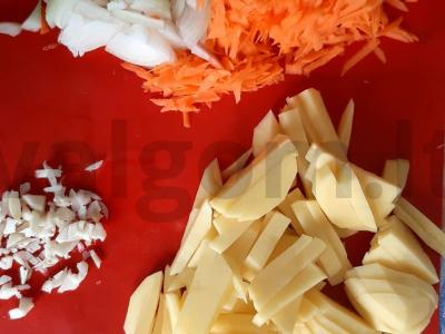 Sūrusis sriuba su garinta kruopa Žingsnis 2