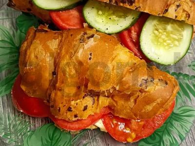 Meksikietiškas kruasanas pagrindine nuotrauka