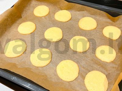 Sausainiai „Kalla“ su braškių uogiene Žingsnis 4