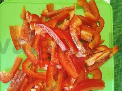 Namų šašlykas su daržovėmis, vištiena ir salotomis Žingsnis 2