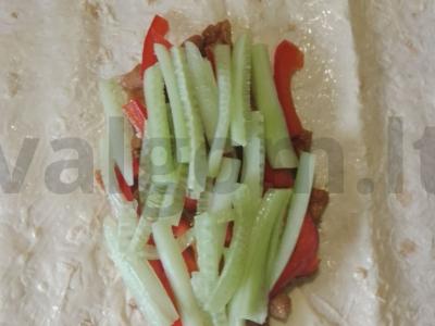 Namų šašlykas su daržovėmis, vištiena ir salotomis Žingsnis 7