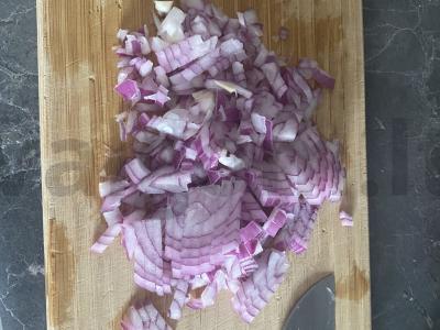 Vištienos sultinys su pomidorų pasta Žingsnis 2