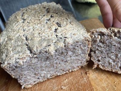 Namų duona iš žalios grikių pagrindine nuotrauka