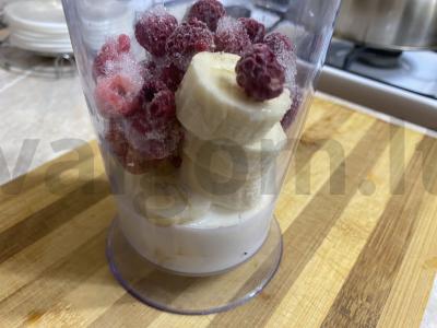 Bananų-aviečių desertas Žingsnis 2