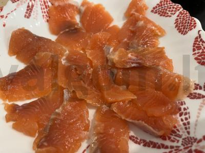 Sūdyta žuvis pagrindine nuotrauka