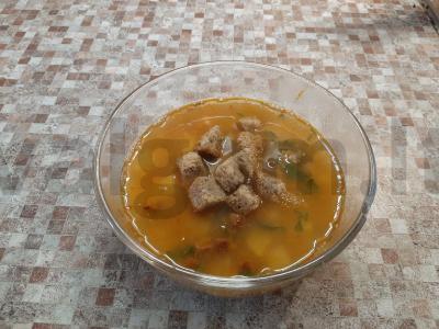 Žirnių sriuba iš to, kas liko pagrindine nuotrauka