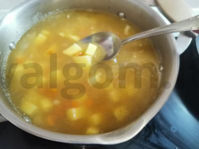 Vištienos kreminė sriuba su makaronais Žingsnis 5