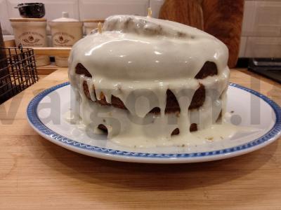 Moliūgų tortas su cinamonu ir imbieru pagrindine nuotrauka