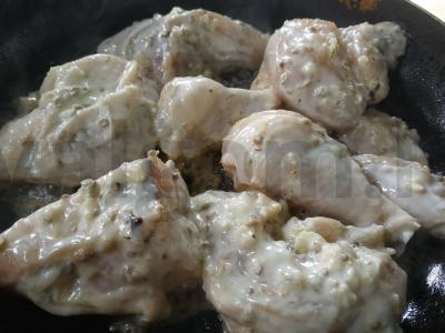 Libano stiliaus vištiena su citrinos žievele ir česnaku Žingsnis 3