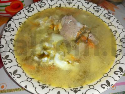 Lengvas sriuba su kiaulienos šonine ir rūgštynėmis pagrindine nuotrauka