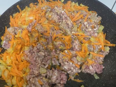 Makaronai pagal jūreivių receptą su morkomis Žingsnis 2