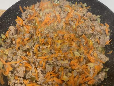 Makaronai pagal jūreivių receptą su morkomis Žingsnis 3