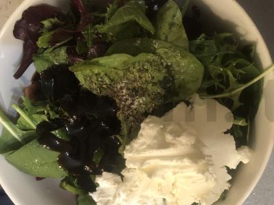 Salotas „Čempionas“ su varškės sūriu Žingsnis 4