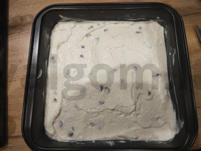 Varškės ir manų kruopų apkepas su razinomis Žingsnis 3