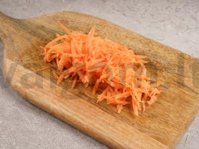 Pupelių ir morkų salotas žiemai Žingsnis 5