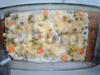 Vištienos krūtinėlė, kepta su žiediniais kopūstais ir žaliaisiais žirneliais pagrindine nuotrauka